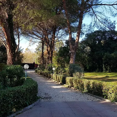 Ambrabed Station Nocleg ze śniadaniem 3*